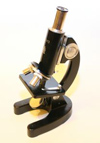Microscope